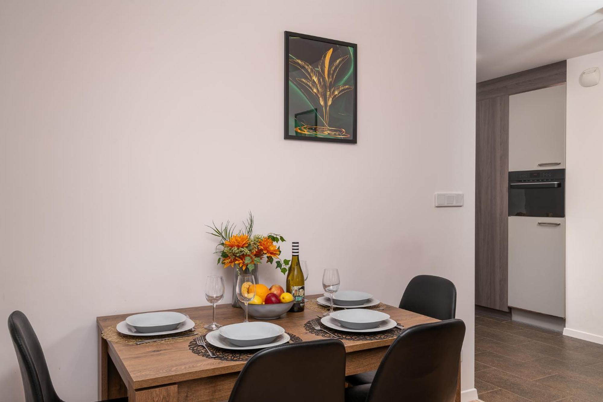 Apartwro 3Th - Apartament Przy Dworcu Glownym Pkp, Balkon, Garaz, Rowery Wrocław Exterior foto